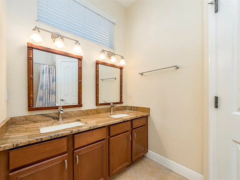 10639 Hatteras Dr — Photo 23
