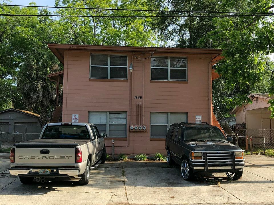 1st image of 1845 W 19th St