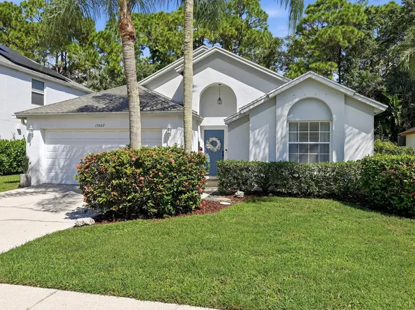 15067 Oak Chase Ct, Wellington, FL 33414