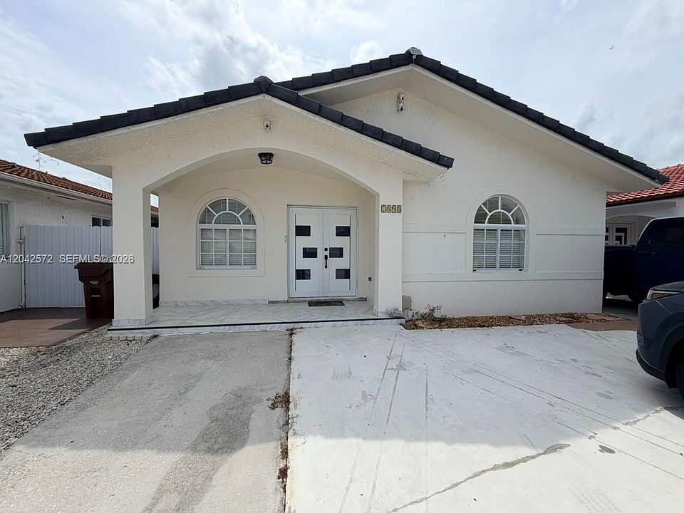 1st image of 7898 W 34th Ct