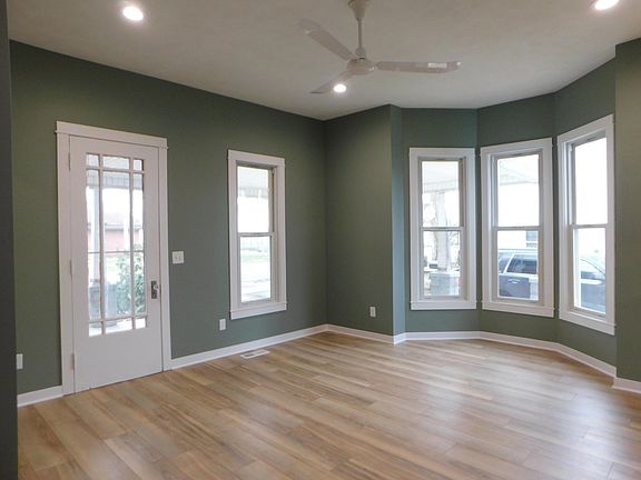 5th image of 127 N Kalamazoo Ave