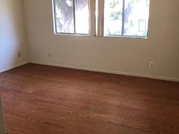 5th image of 417 N Curtis Ave #C