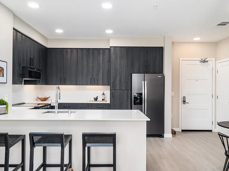 Nine88 Apartments — Photo 18