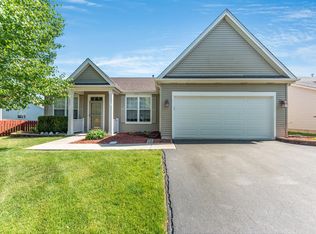 1895 Sedgegrass Trl, Aurora, IL 60504