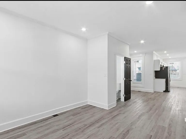 2582 Edmondson Ave — Photo 10