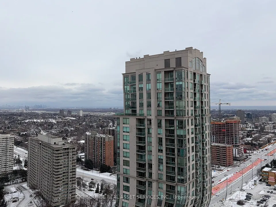 30 Elm Dr W #2706