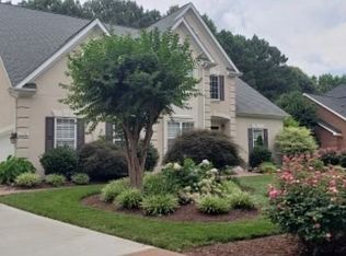 176 Lake Mist Dr, Mooresville, NC 28117