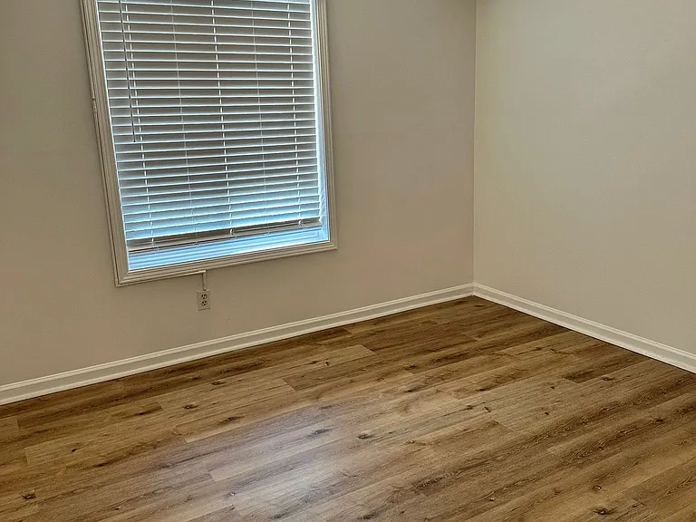572 Emory Oaks Way #572 — Photo 12