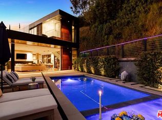 1331 Belfast Dr, Los Angeles, CA 90069