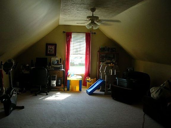 Oversized bonus room