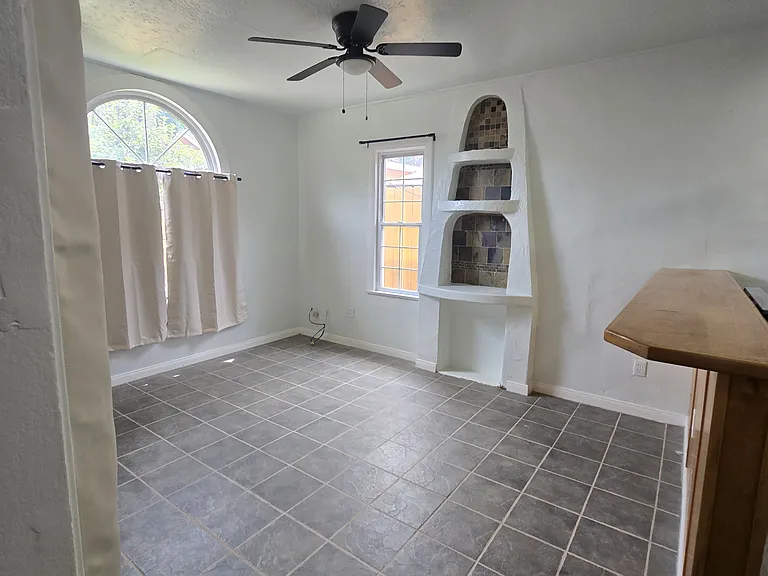 335 E Arbor St — Photo 8