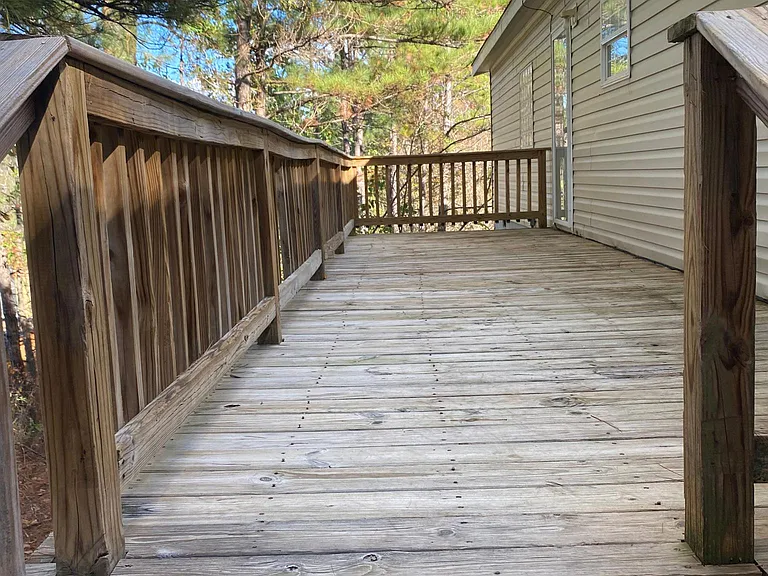 Thomas Field Rd SE — Photo 12