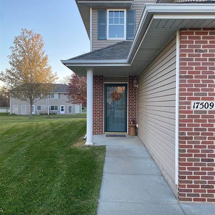 17509 Franklin Plz, Omaha, NE 68118 | Zillow