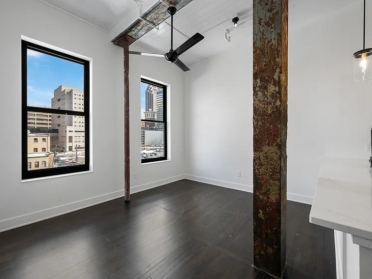 Liberty Lofts — Photo 4