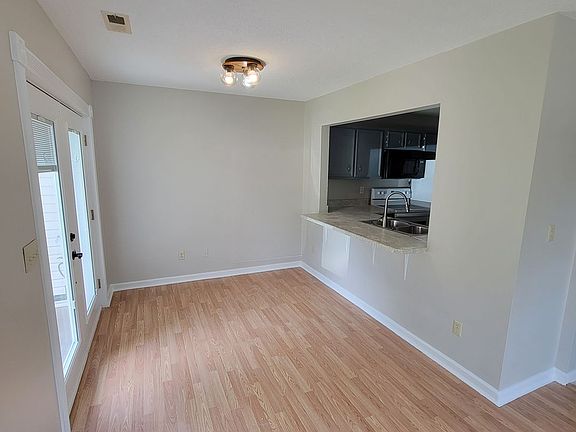 3rd image of 63C Eastgate Cir