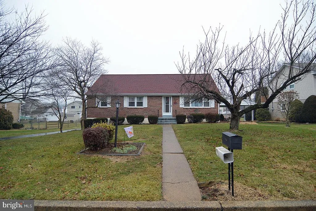 713 Georgia Ave photo 1
