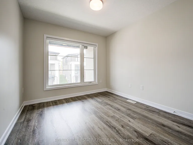 350 River Rd #7 — Photo 26