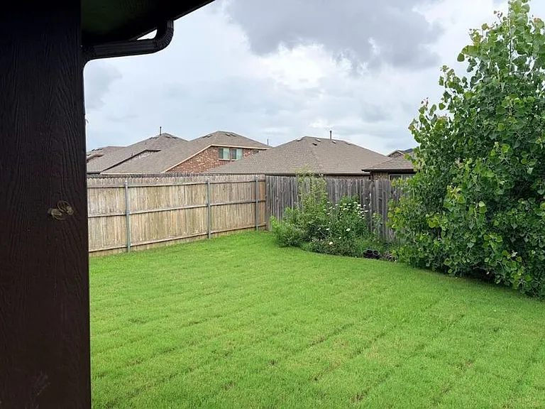 3811 Thomas Plains Dr — Photo 25
