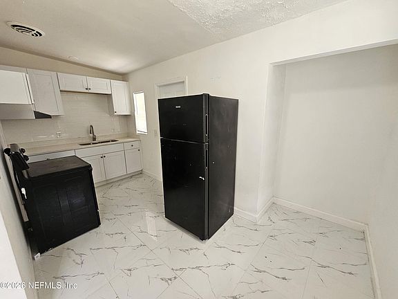 5th image of 2736 Lippia Rd