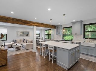 80 Rockledge Rd APT 2B, Hartsdale, NY 10530