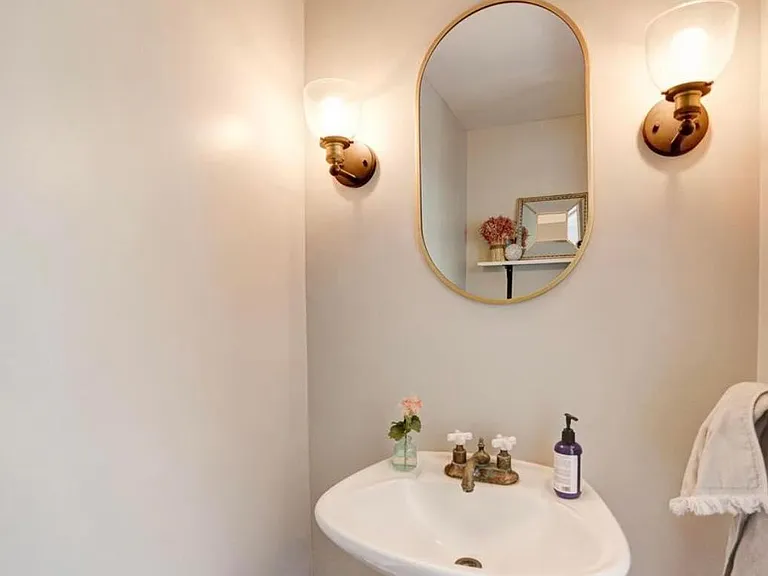 19100 Annapolis Way — Photo 10