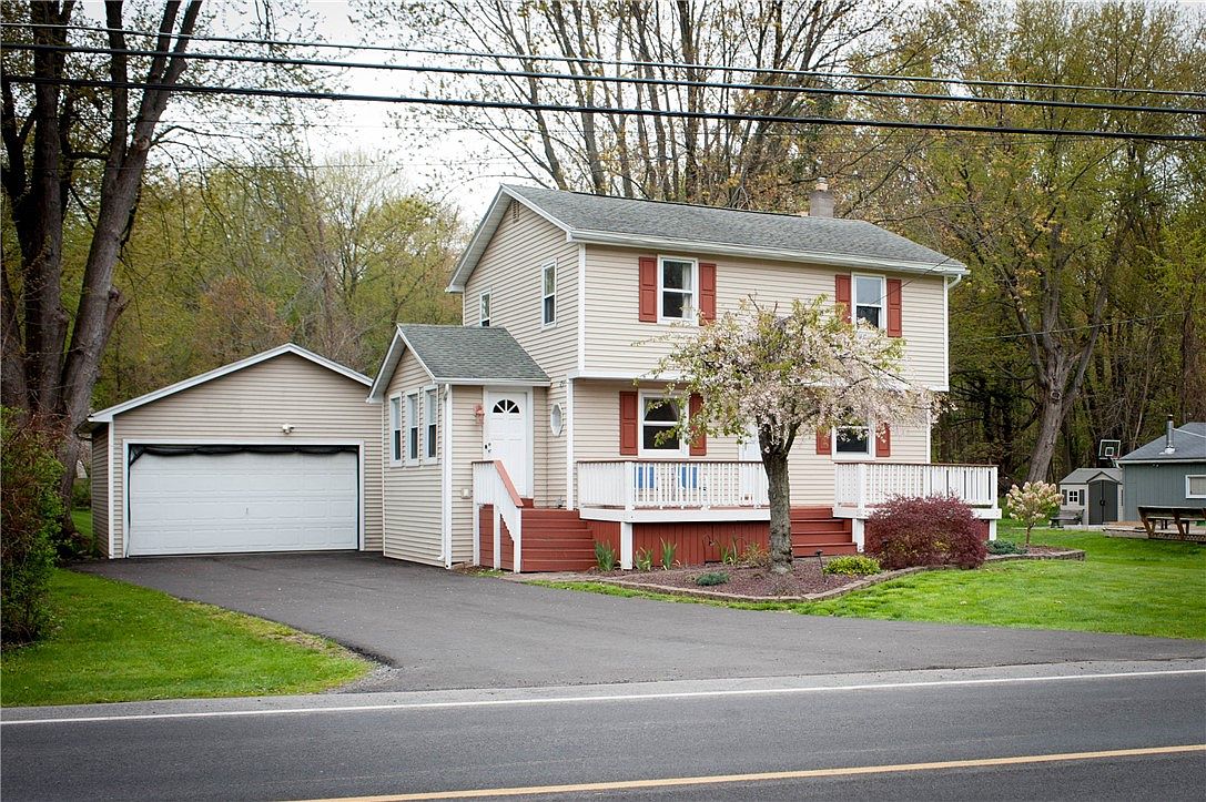 925 Maple Dr, ster, NY 14580 Zillow