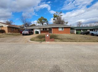 609 Hickory Ave, Yukon, OK 73099
