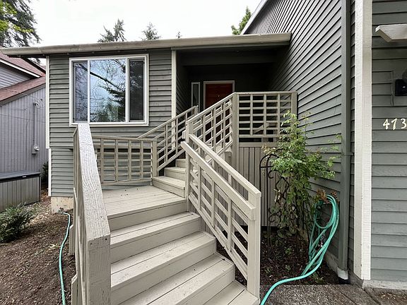 4th image of 4737 SW Pendleton St