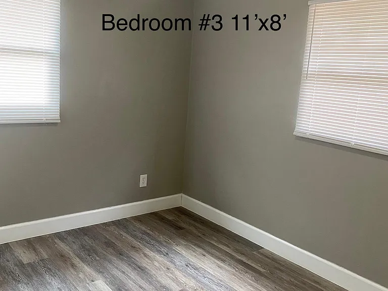 782 Hillview Dr — Photo 26