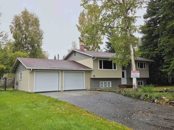 4720 Harvard Cir, Fairbanks, AK 99709