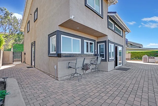 1044 S Burlwood Dr — Photo 30