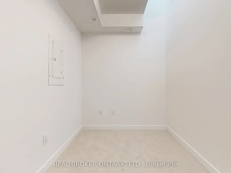 15100 Yonge St N #216 — Photo 19