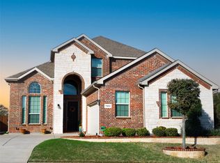 7804 Azure Way, Arlington, TX 76001