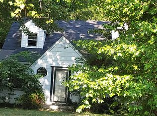 2220 Shawnee Ln, Paducah, KY 42001