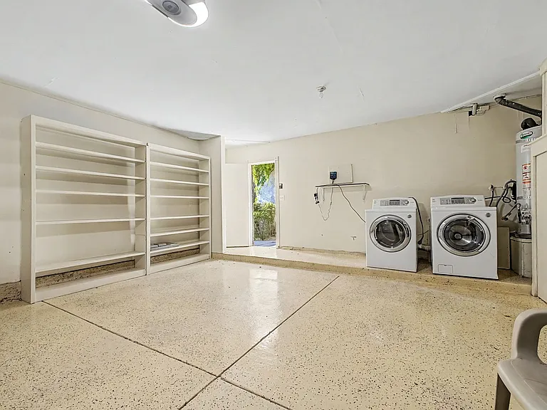 3159 Bel Air Dr — Photo 18