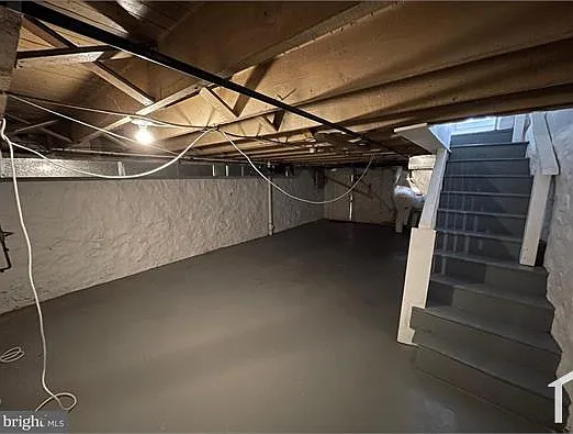 3 bed, $1,700 — Photo 4