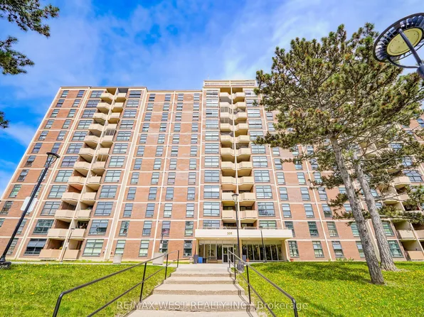 335 Driftwood Ave #709, Toronto, ON M3N 2P3