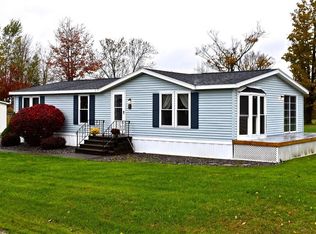 8 Hillcrest Dr, Rome, NY 13440