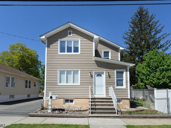 142 Grand Ave Floor 2