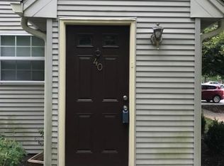 40 Colleen Ct, Kendall Park, NJ 08824