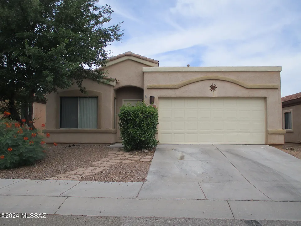 14488 S Cmo Tierra Luna S