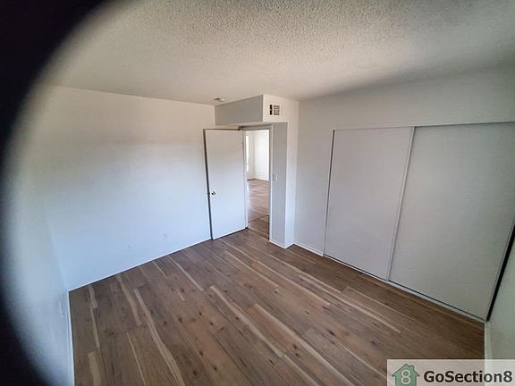 5th image of 2740 Menlo Square Dr #D