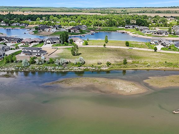 4th image of 6116 Misty Waters Dr