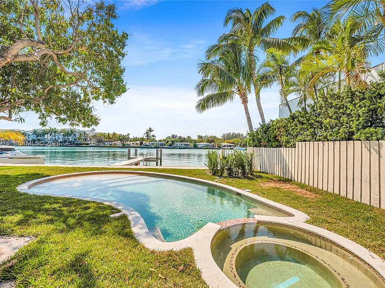 1170 S Biscayne Point Rd — Photo 46