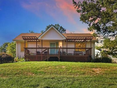 7008 N Elm St, Liberty, MO, 64068