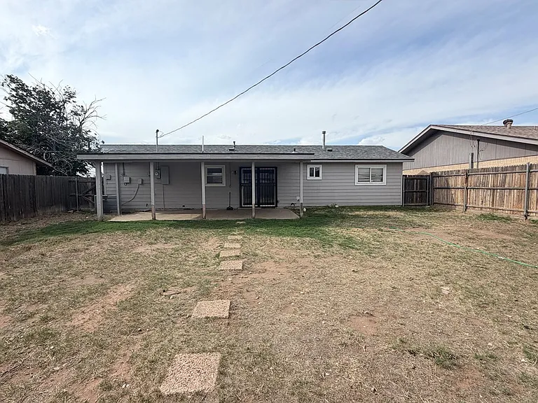 1804 Cord St — Photo 14