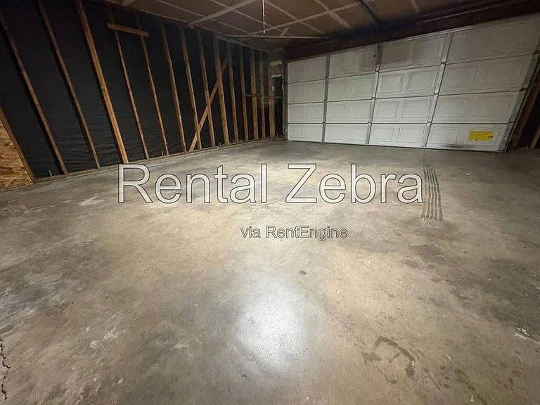 1340 Frankfort Ct — Photo 10