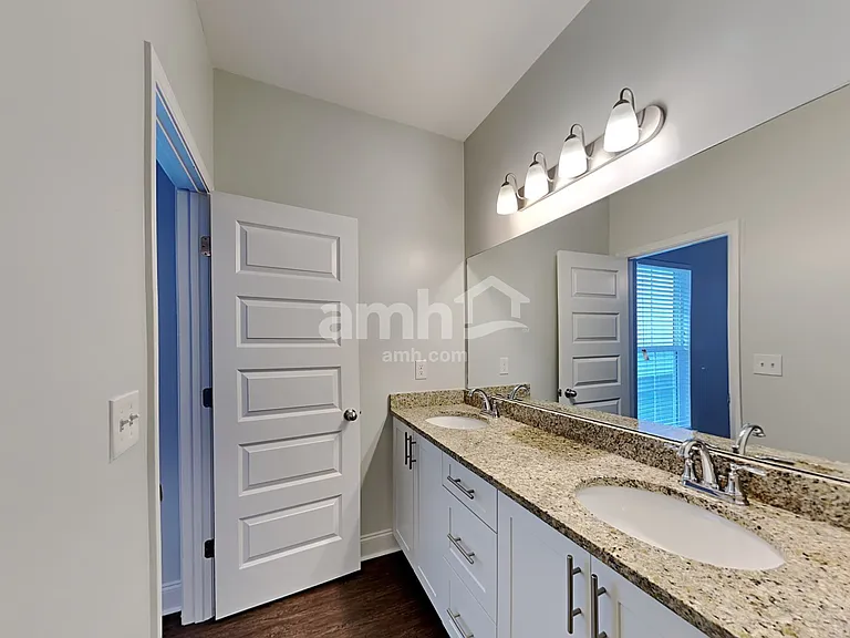 5304 Tupelo St — Photo 13
