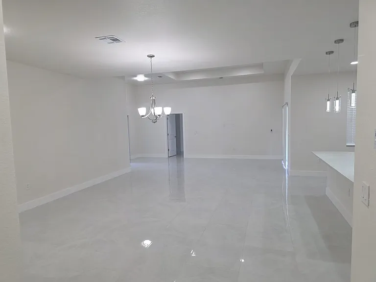 735 Dudley Ave S #735 — Photo 6