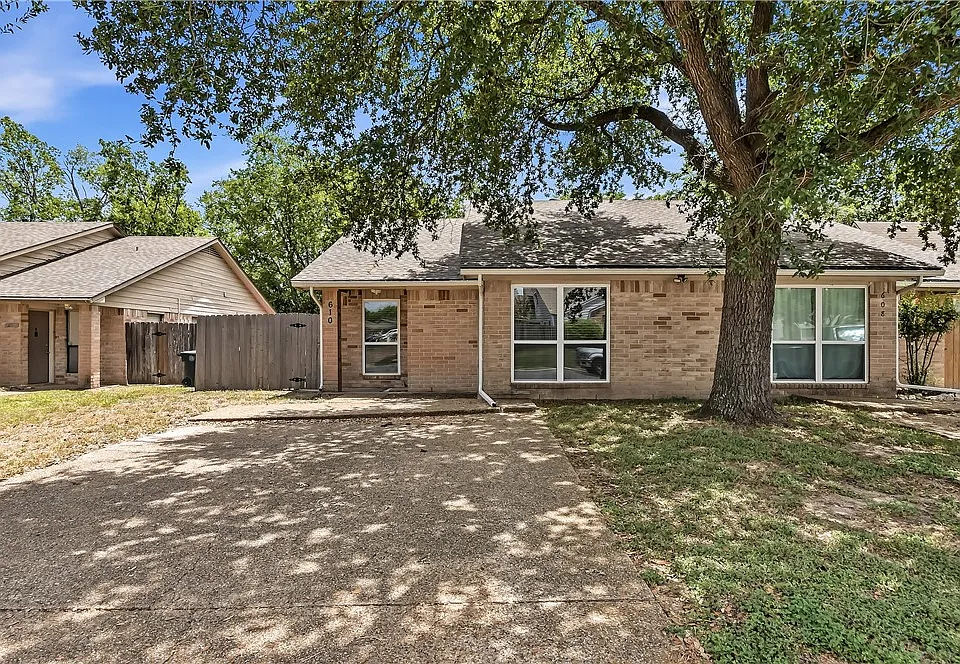610 Cross Timbers Dr